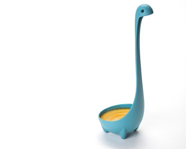 Cucchiai: Nessie Suppenkelle türkis oder violett – Nuovo e nell'imballaggio originale da Schwyz venduto da mucholoco 2
