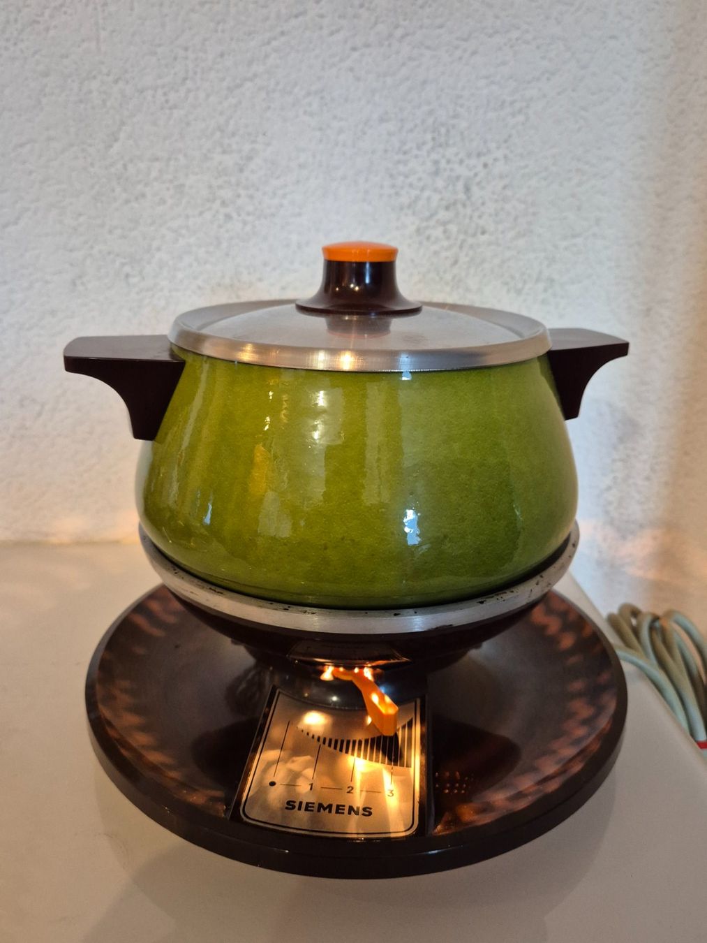 Siemens Elettrodomestici da cucina: Siemens fondue set électrique – Usato da Monthey venduto da McAuthor