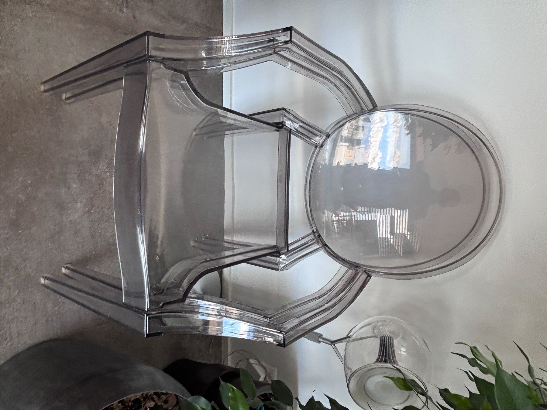 Kartell Sedie: 2 Chaises Kartell Modèle Ghost – Usato da La Conversion venduto da swissguys