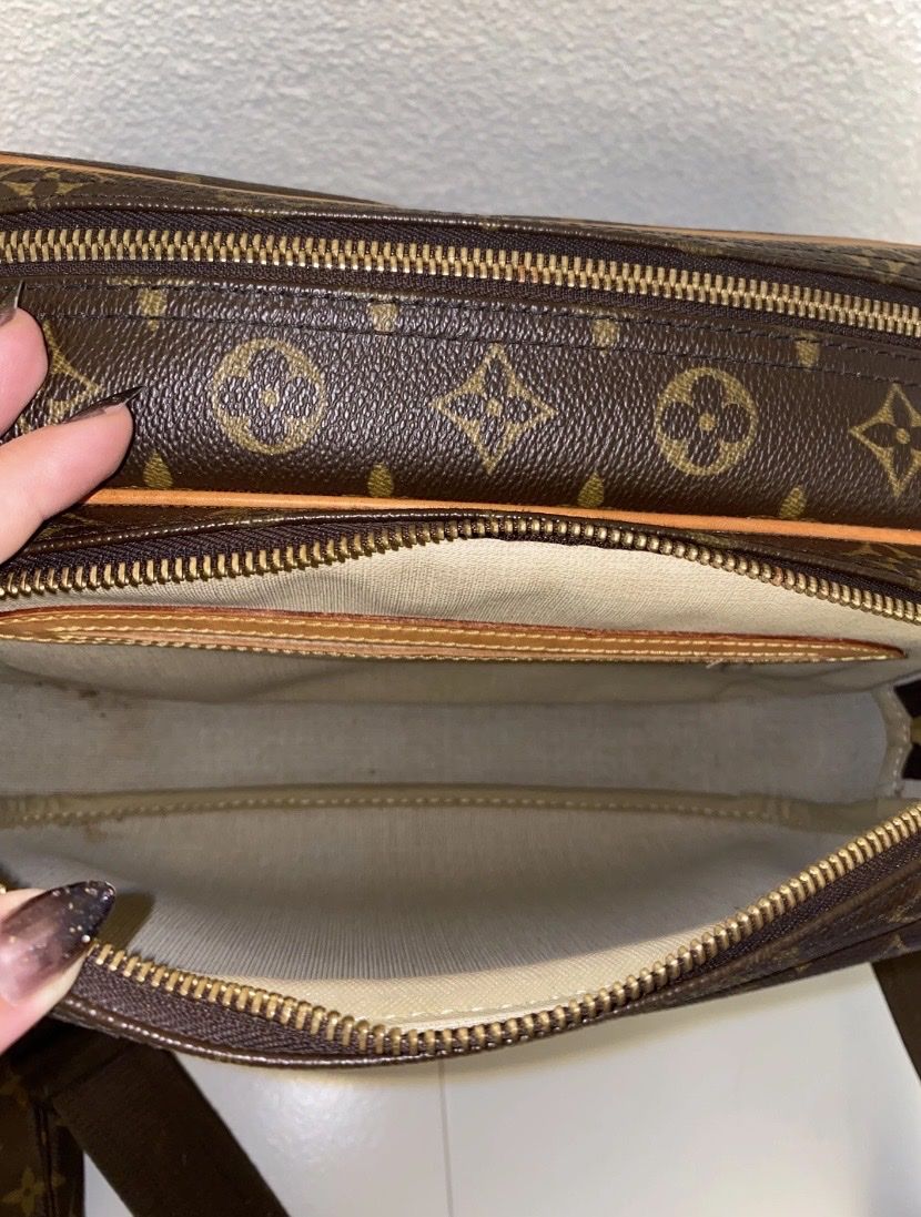 Louis Vuitton Taschen: LOUIS VUITTON Monogram Reporter PM – Gebraucht aus Zürich von Sarb11 9