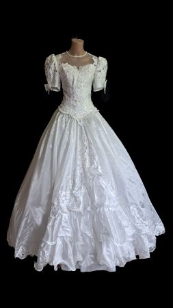 Brautkleid Vintage weiß Hochzeitskleid Lohrengel