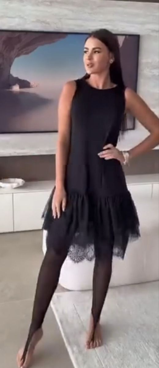 Vestiti: Twin-set pull et robe bas dentelle, gris, chiné et noir M – Nuovo e nell'imballaggio originale da Genève venduto da Libellule477 1