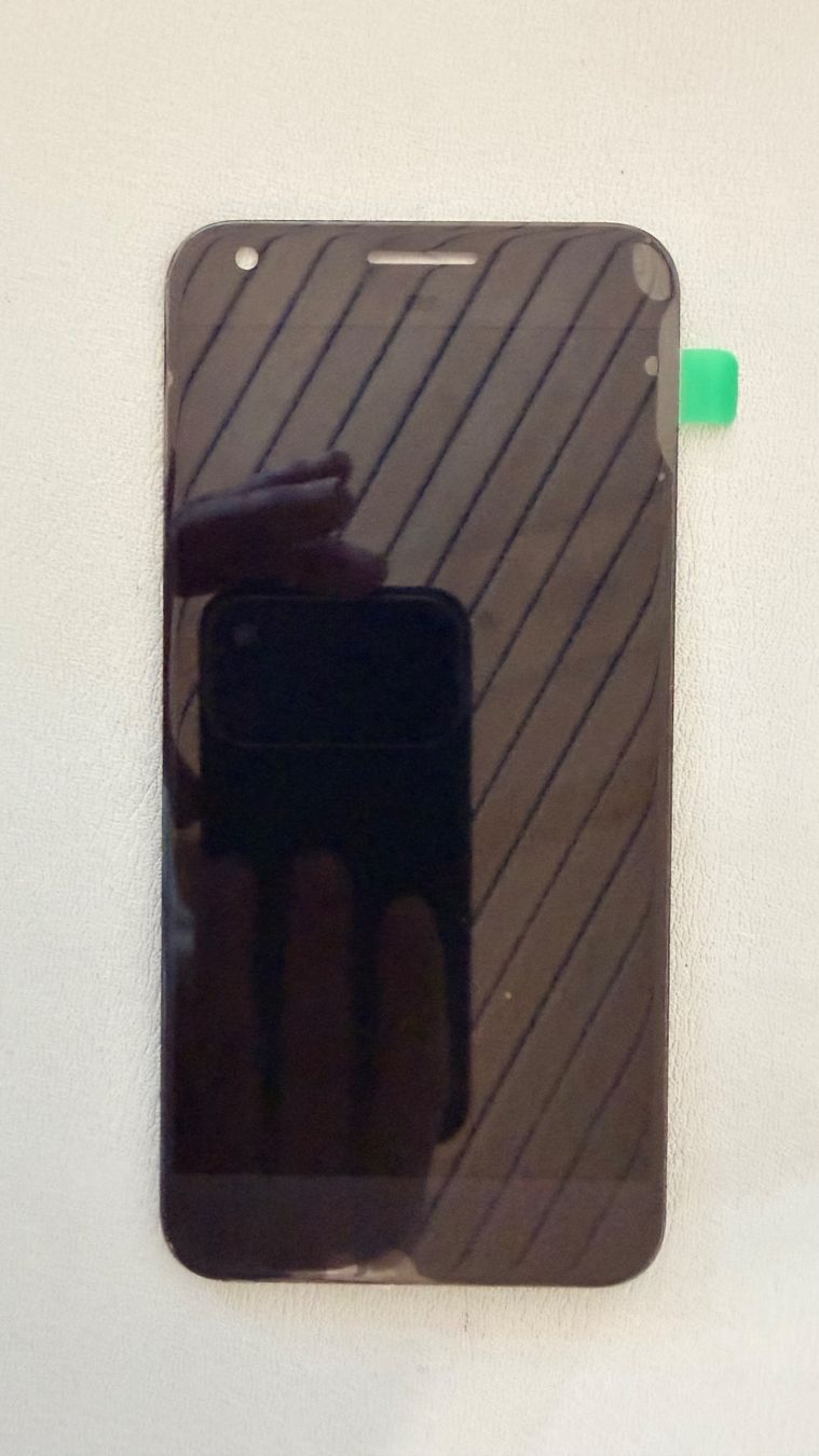 Ecrans: Google Pixel XL Display – Neuf avec emballage d'origine à Birmensdorf ZH par aleforyou1982 1
