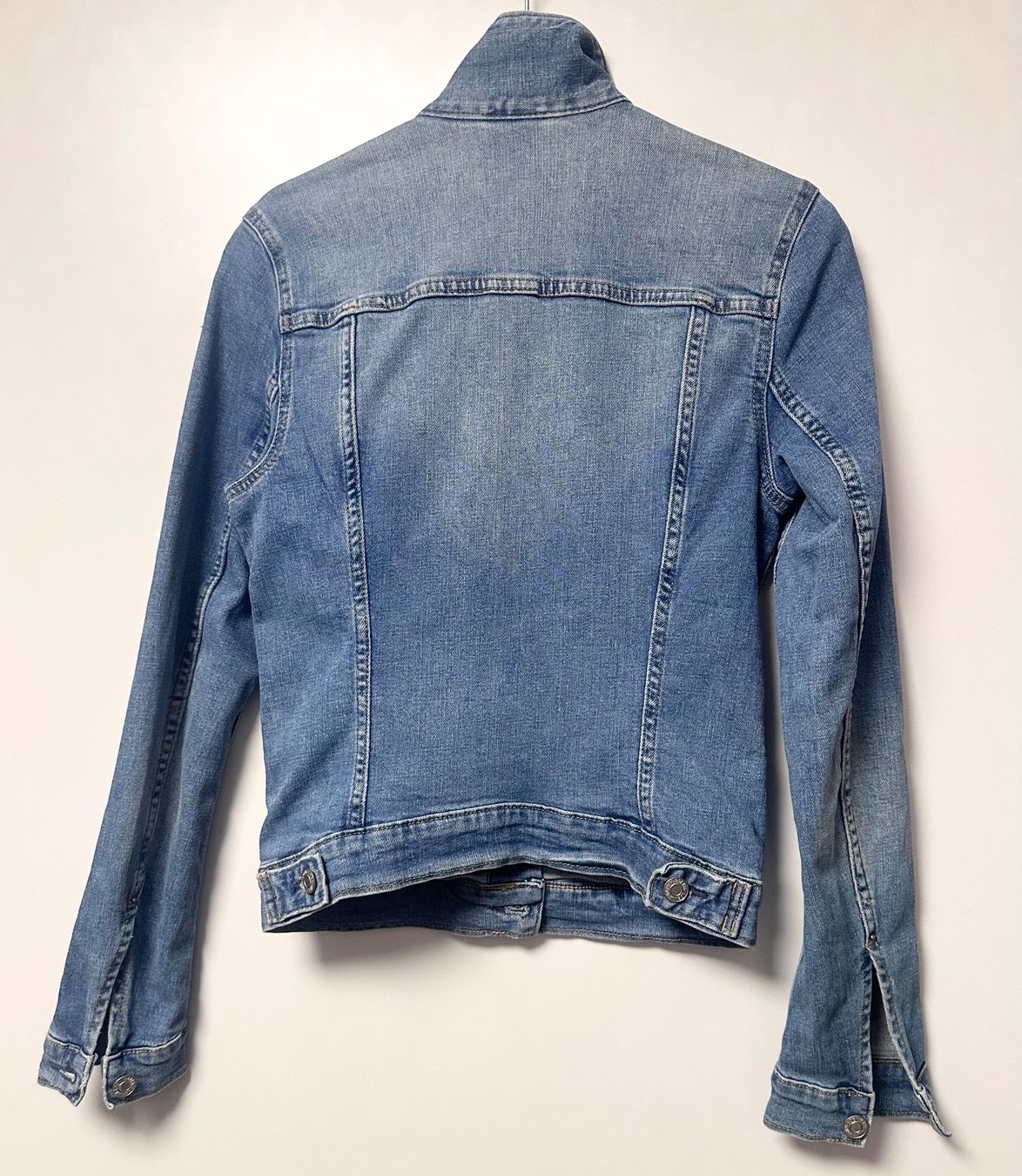 H&M Jacken: TOP - Gr 34/XS Jeansjacke blau – Gebraucht aus Rickenbach b. Wil von sunneschii_ 2