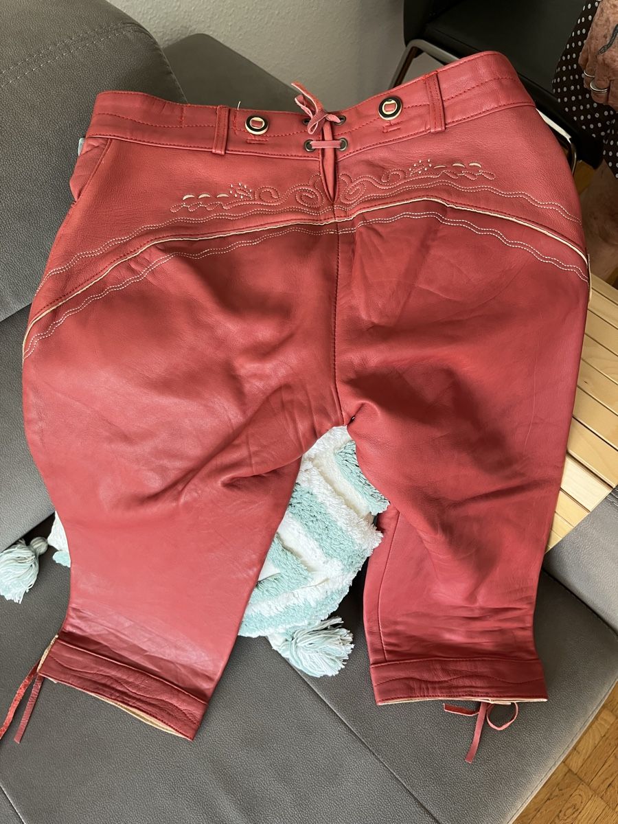 Hosen: rote Lederhose Größe 38 – Gebraucht aus Adliswil von rossoelmare 4