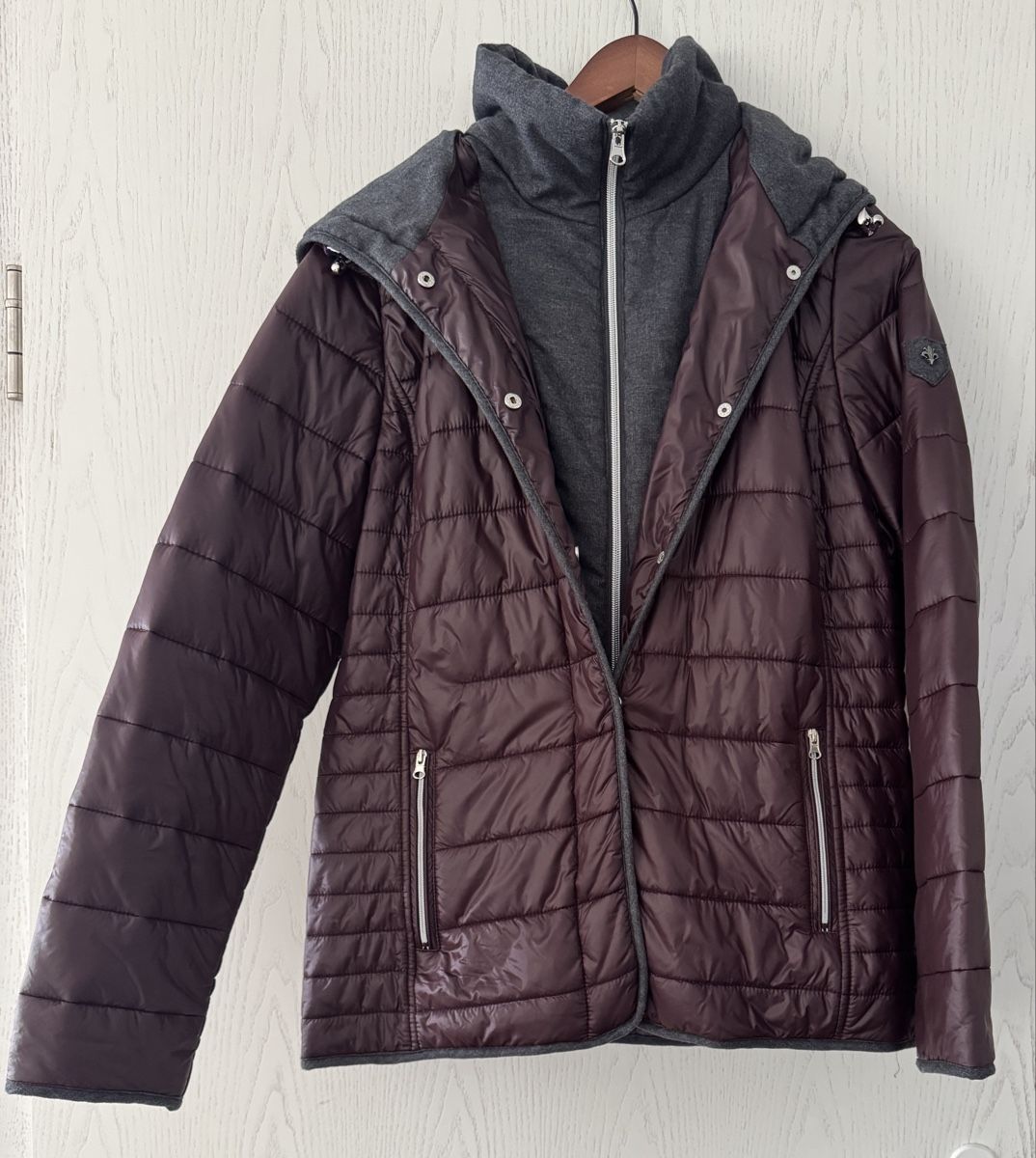 Giacche: Jacke mit Kapuze, Grösse 38, top Zustand  – Usato da Windisch venduto da Anja13