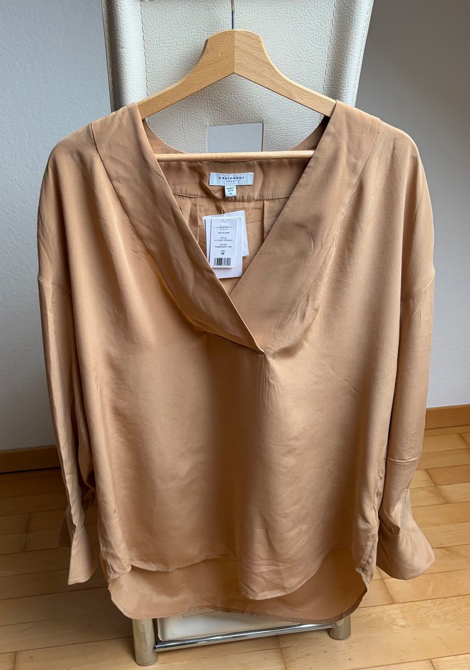 Camicette: Equipment Seide Bluse Gr.M ***NEU*** – Nuovo e nell'imballaggio originale da Unterägeri venduto da Jutka_04 3