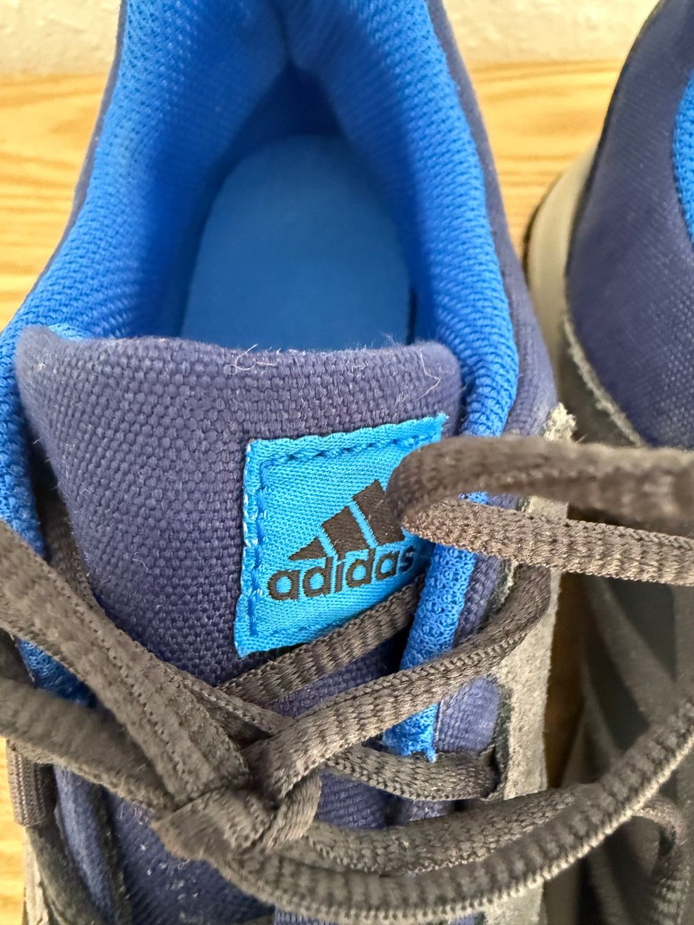 Adidas Scarpe da donna: Adidas Terrex Schuhe Gr. 39.5 – Usato da Kirchdorf AG venduto da coco123 3