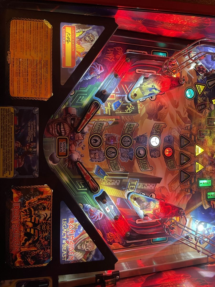 Stern Pinball Flipper: Je vends flipper stern Iron Maiden LE – Usato da Les Brenets venduto da serialdrink 3