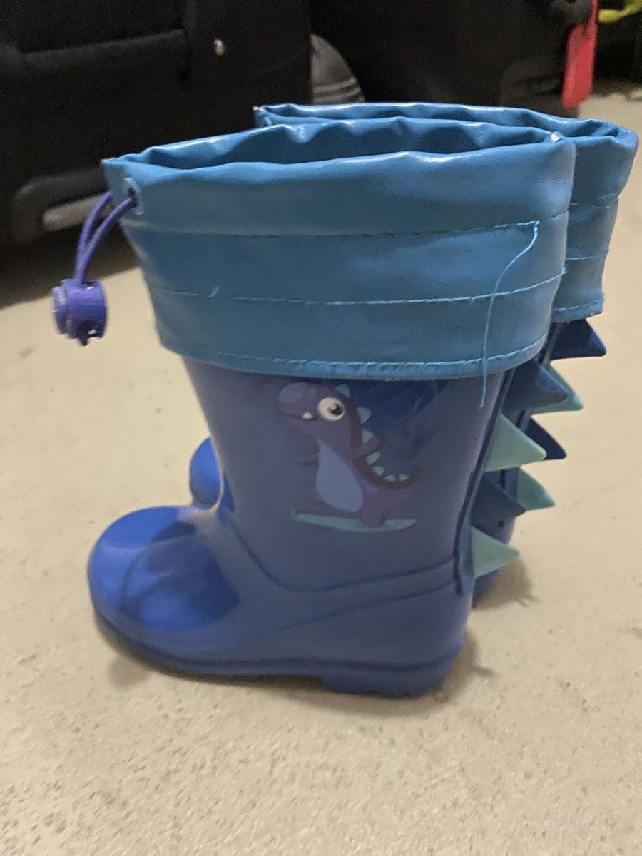 Schuhe für Jungen: bottes de pluie t.25 – Gebraucht aus Versoix von av_q1290 2