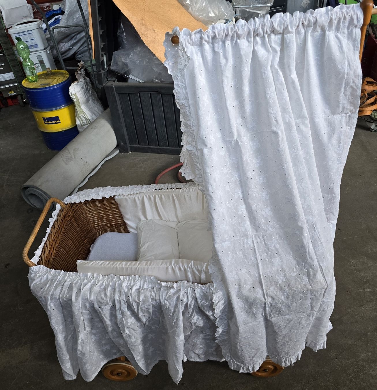 Culle: Stubenwagen guter Zustand – Usato da Steinen venduto da Stud2