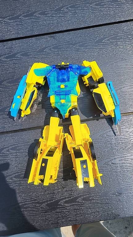 Spielzeuge: Hasbro Transformers Bumblebee Cyberverse Adventures – Gebraucht aus Morrens VD von Turtlevintage 3