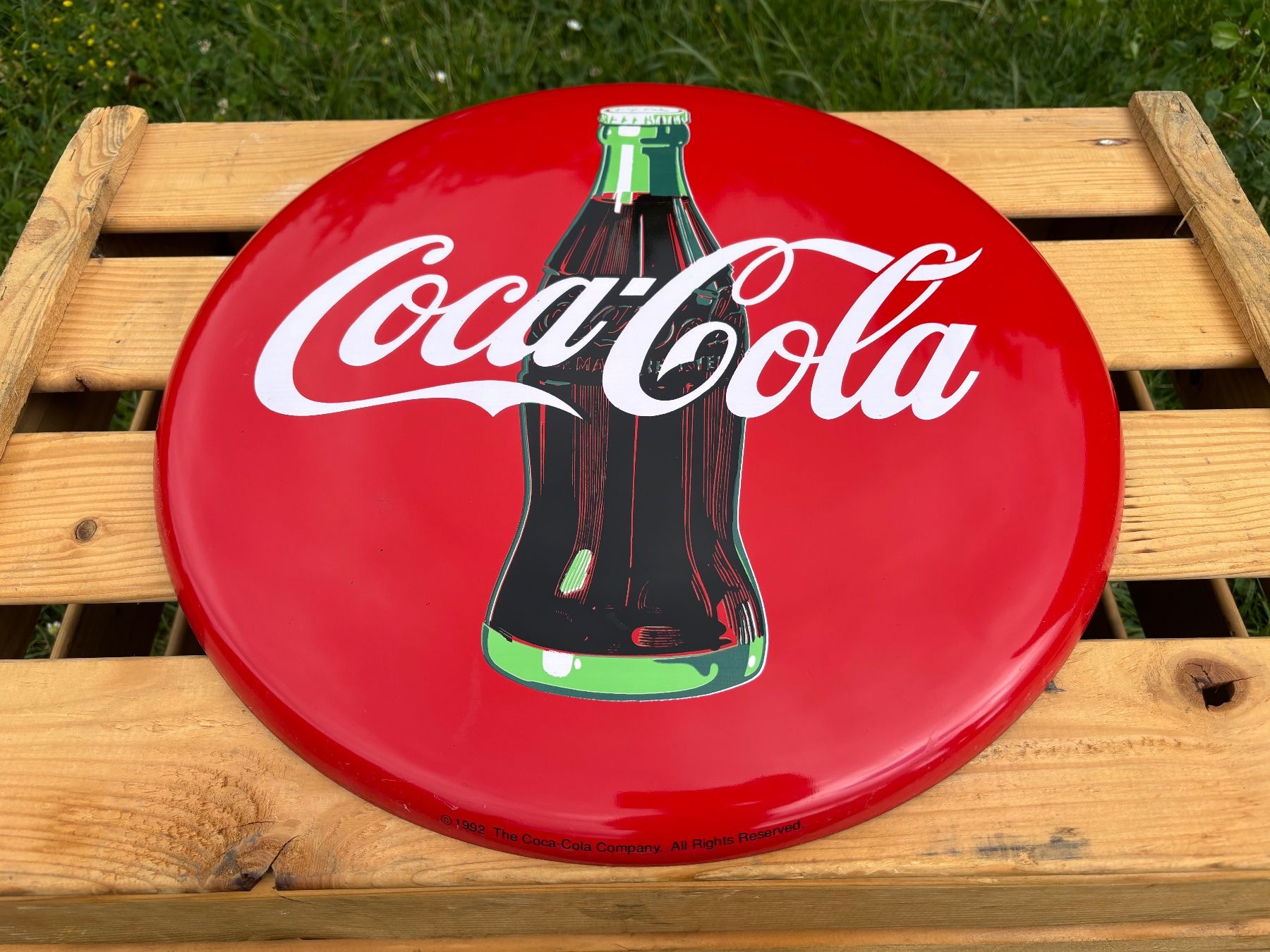 Coca-Cola Insegne: schönes rundes Coca Cola Vintage Blechschild – Usato da Feldbach venduto da Olive1