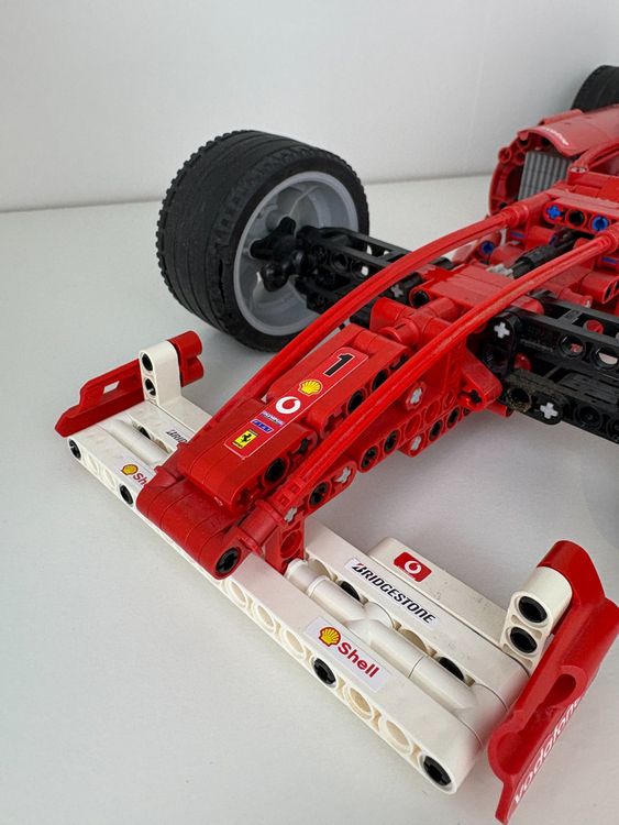 Lego 8386 Ferrari F1 Racer 1:10 2