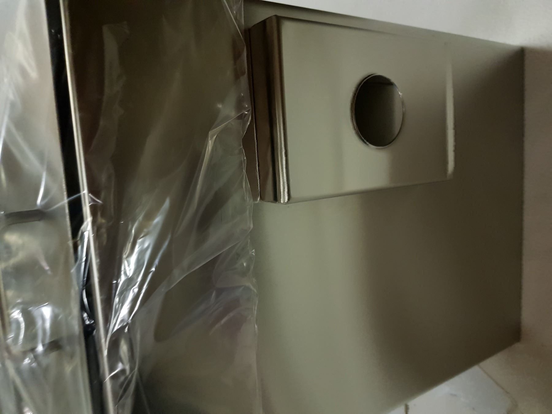 Abfalleimer: Abfall HyBox 10E – Neu und originalverpackt aus Zürich von Ivona3