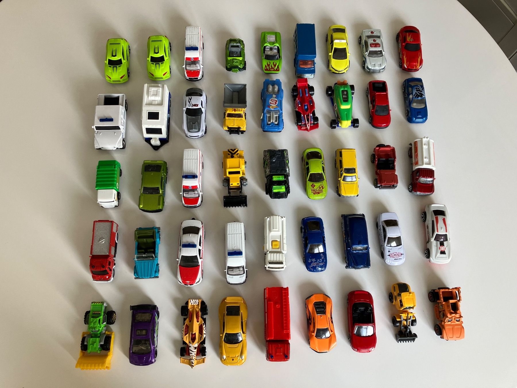 Modellini d'auto: 45 Spielzeug Autos – Usato da Agarone venduto da ciaojoel 7