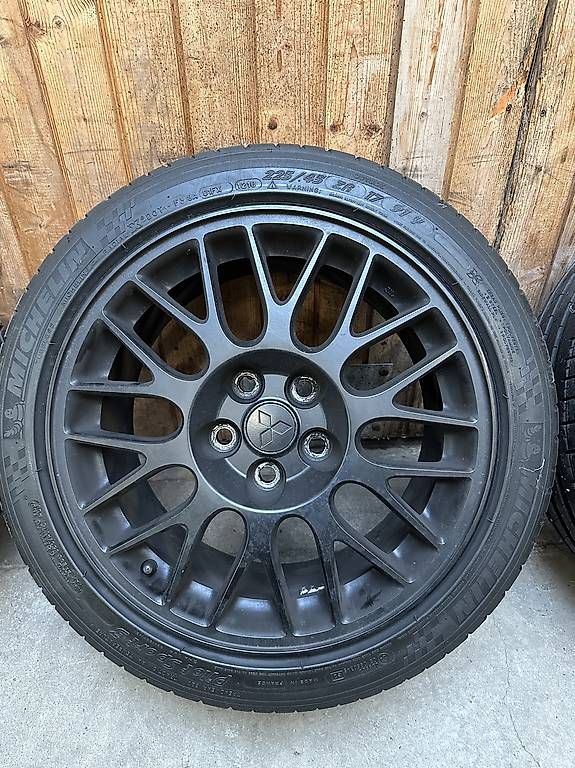 Pneumatici & Ruote complete: Mitsubischi Lancer Evo 7 Sommerräder – Usato da Bürglen TG venduto da Culi.n 1
