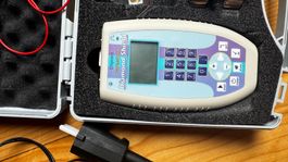 Diamond Shield IE Professional Zapper + 5 Chipcards + Bücher