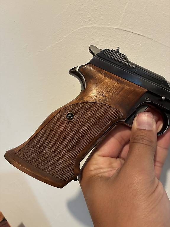 Armi bianche: Poignée Sig P-210  – Nuovo e nell'imballaggio originale da Corgémont venduto da Barisboyraz 1