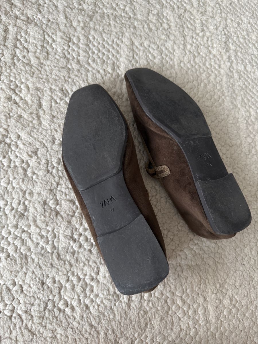 Zara Damenschuhe: Zara Velvet Ballerinas Size 37 – Gebraucht aus Luzern von prelovedfashion_99 2