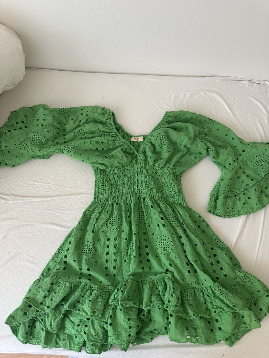 Robes: Kleid – Neuf (Voir description) à Biel/Bienne par lul_b6yy 1