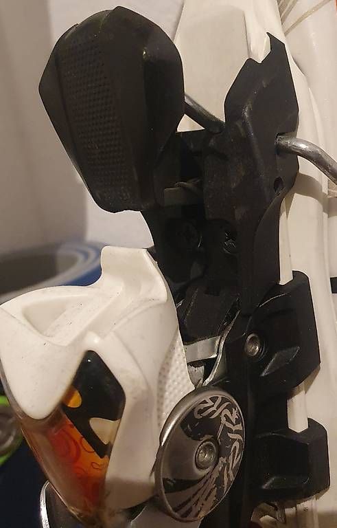 Sci: K2 Ski "Burnin Luv" mit Bindung - gut erhalten – Usato da Unterägeri venduto da mar_77kf 2