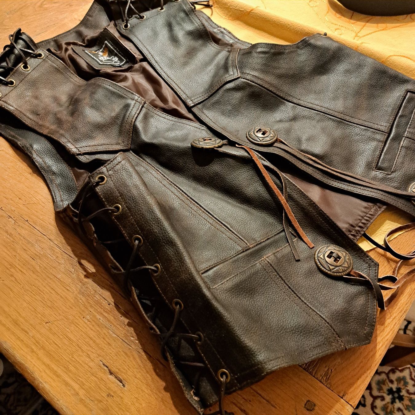 Gilets: Leder Gilet – D'occasion à unteraegeri par Marimari 1
