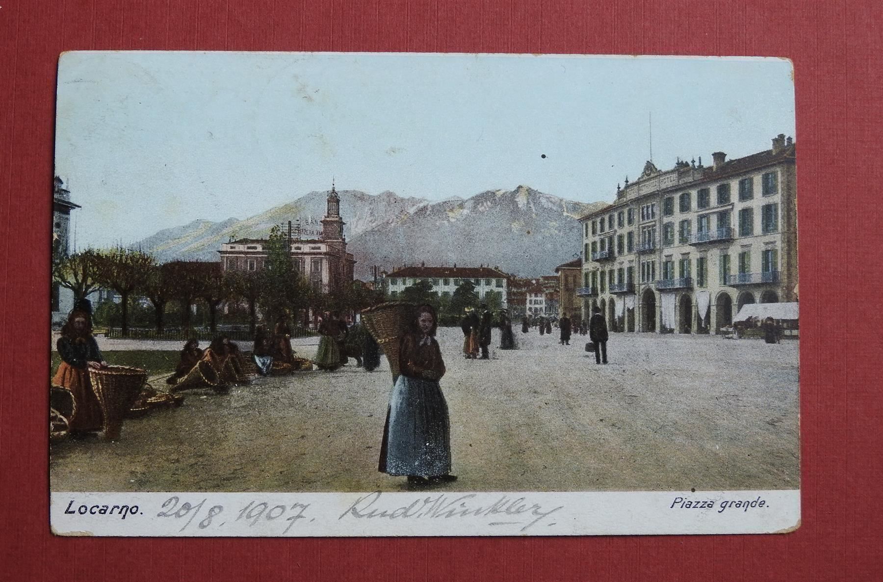 Cartoline postali: Locarno -  Piazza grande – Usato da Rain venduto da 999-800-K