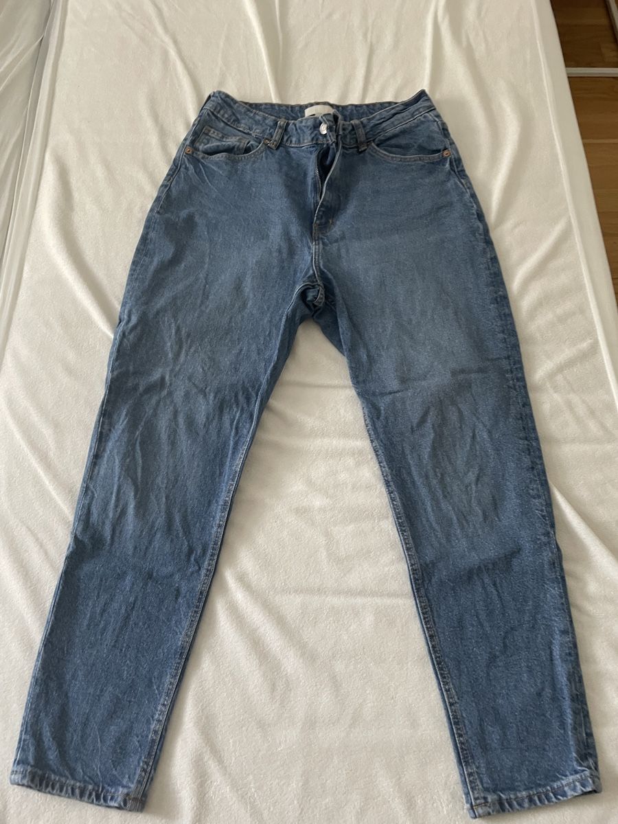 H&M Jeans: H&M Jeans Grösse 42 (5 Stück) – Usato da Arni AG venduto da Lorelai80 5