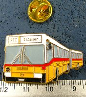 MERCEDES GELENBUS PTT ST.GALLEN PIN GEPRÄGT GOLDIG