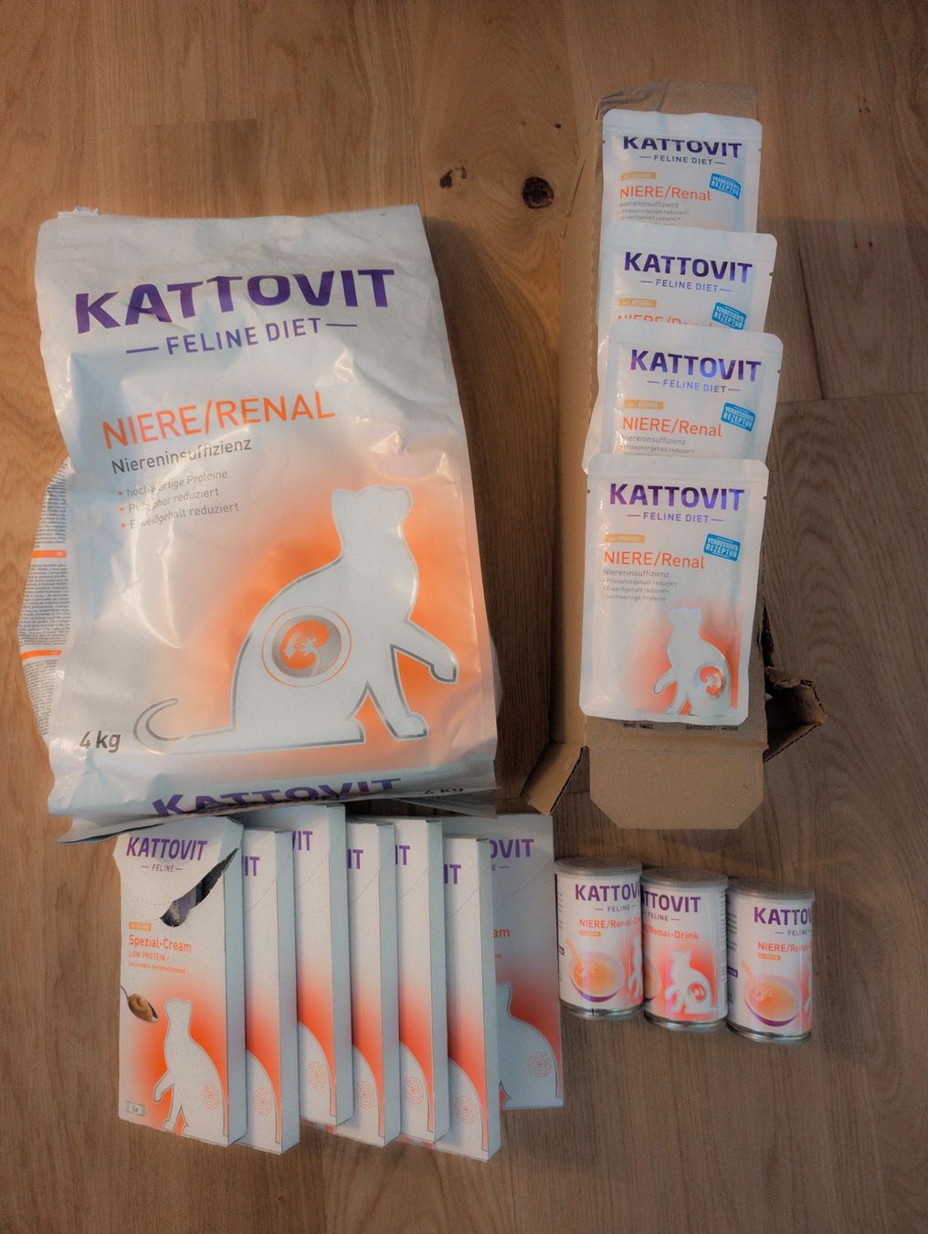 Futter: Katzenfutter Nieren unterstützend – Neu und originalverpackt aus Aarau von Dave-Xynop