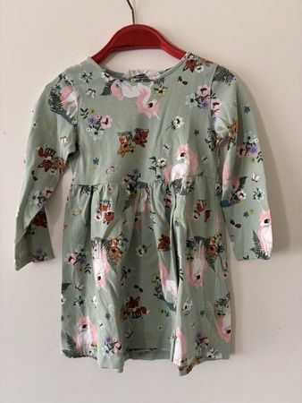 Schönes Kleid Gr. 98/104, H&M