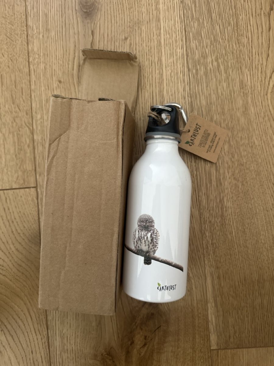 Borracce & Thermos: Gourde inoxydable EARTHLUST neuve – Nuovo e nell'imballaggio originale da Montreux venduto da canori