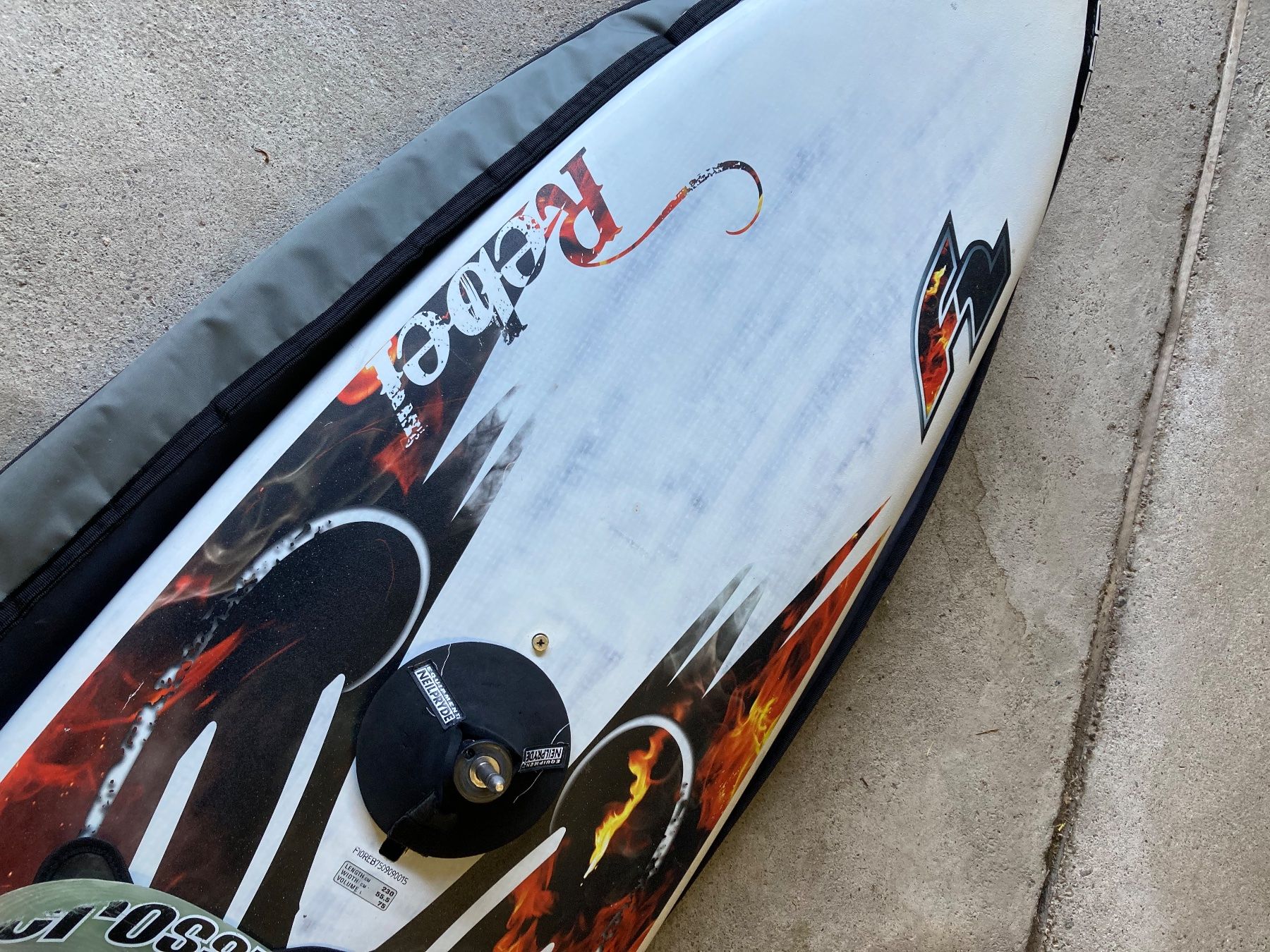 Tavole da surf e di nuoto: F2 Rebel 75 (78) L. Vol. – Usato da Eggiwil venduto da onedollar02 2