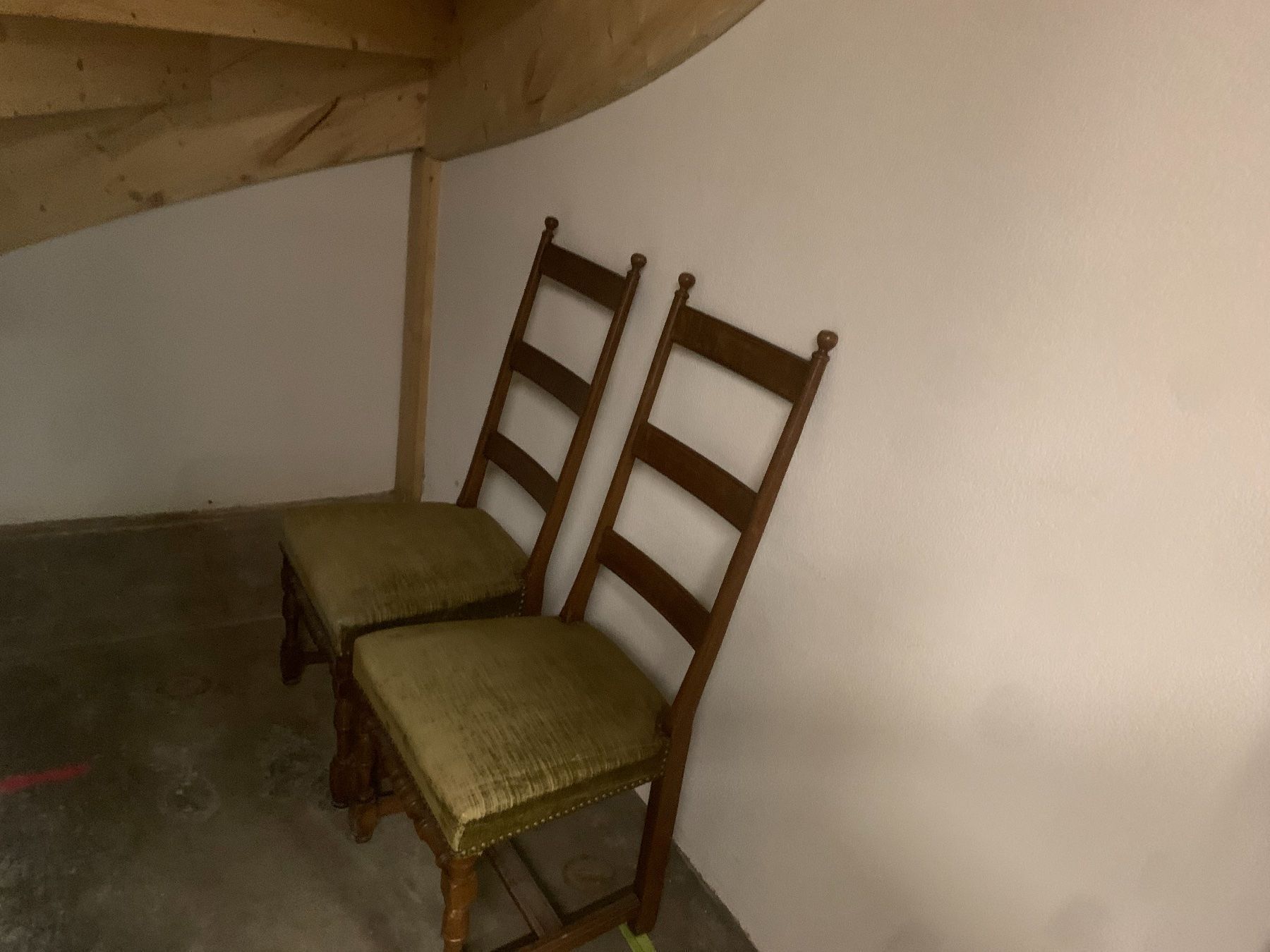 Sedie: 2 antik Stuhl Lieferung Gratis – Usato da Thun venduto da Thuno6