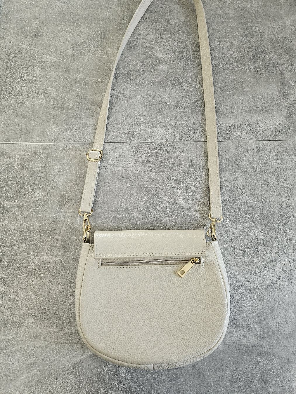 Taschen für Damen: Umhängetasche Echleder – Neu (gemäss Beschreibung) aus Goldau von Rimana_8 1