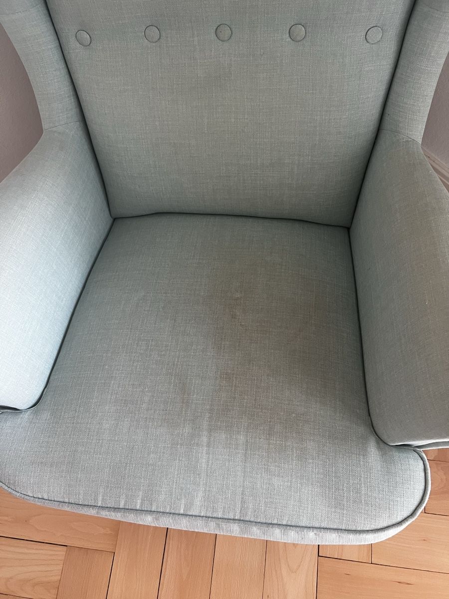 Ikea Fauteuils: IKEA STRANDMON hellblau mit Flecken und Abnutzungen – D'occasion à Bern par leo_lnw8 3