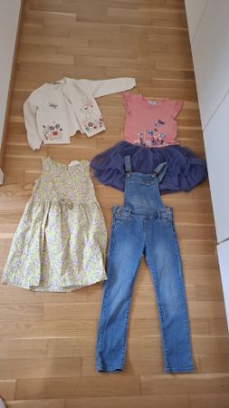 Mädchen Kleiderpaket, Grösse 122, Top Zustand, Sommer!