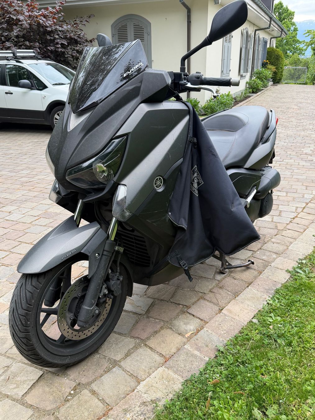 Yamaha Scooter: Yamaha xmax 250 – Usato da Le Grand-Saconnex venduto da esk_26f5