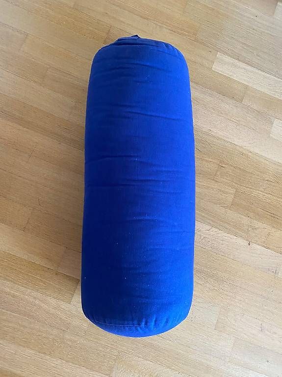 Cuscini: Yoga Bolster – Nuovo e nell'imballaggio originale da Zürich venduto da meladu01