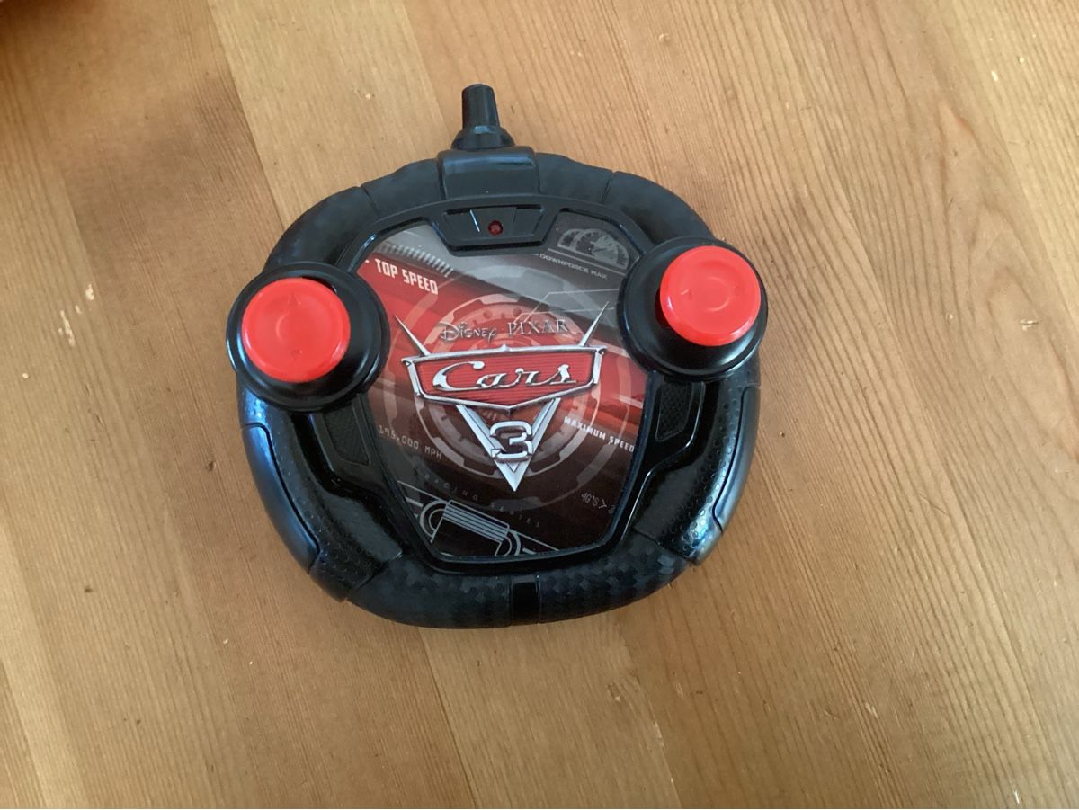 Dickie Toys Spielzeuge: RC Lightning McQueen Disney PIXAR Cars – Gebraucht aus Tägerwilen von picasso811 6