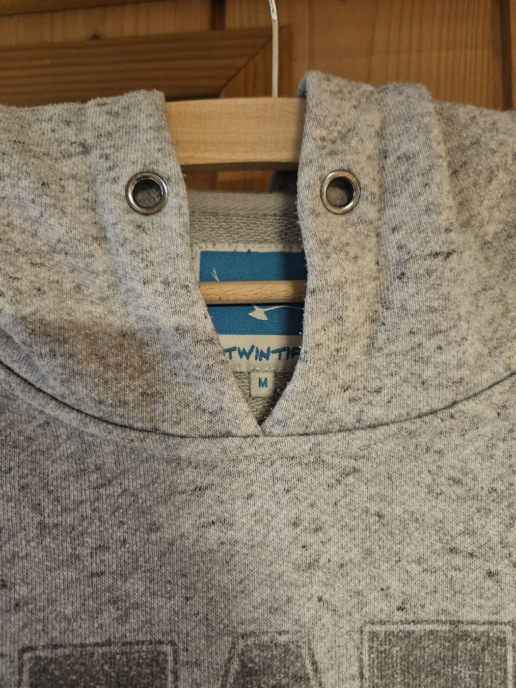 Maglioni & Felpe: Grauer Hoodie, M – Usato da Gutenburg venduto da Andle219 1