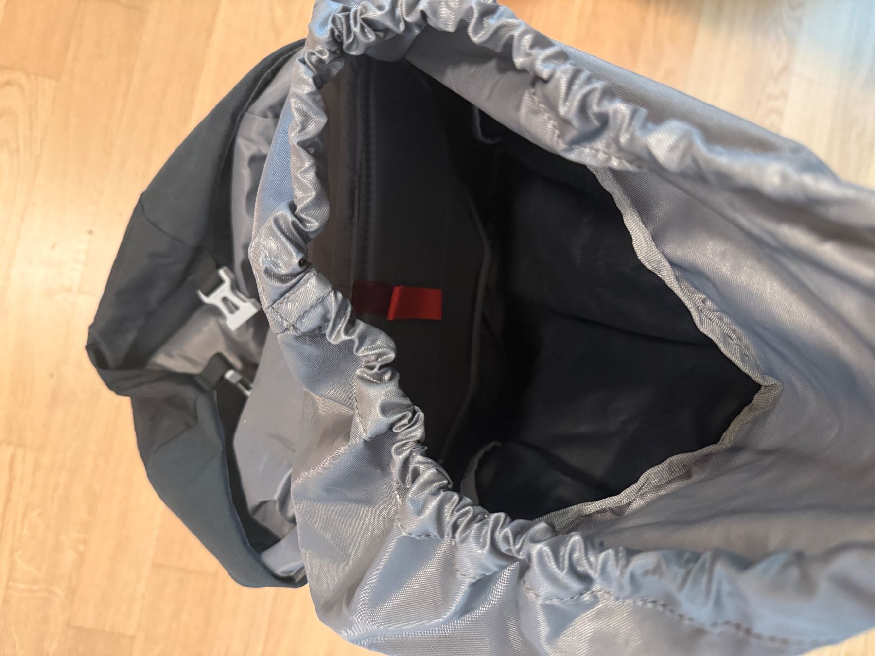 Vaude Zaini: Vaude Solano 30 Trekking Rucksack – Usato da Zürich venduto da ChrWal 2