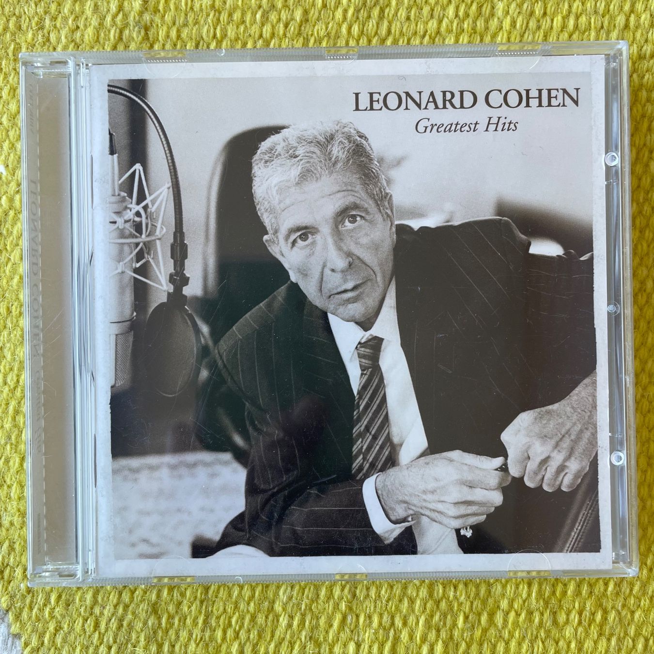 CD: LEONARD COHEN-GREATEST HITS – Usato da Rorschacherberg venduto da CD-Roli