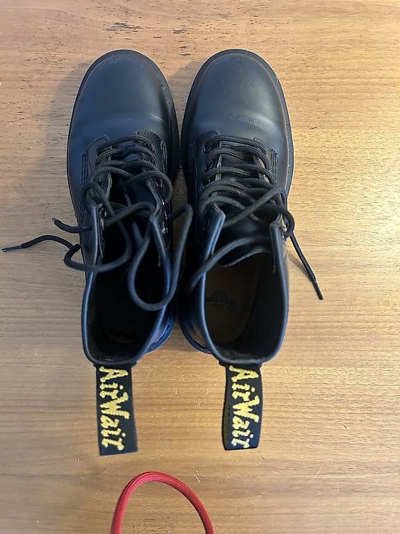 Dr. Martens Scarpe da donna: Dr. Martens Schnürstiefel, 39 – Usato da Kriens venduto da Hauptan 4