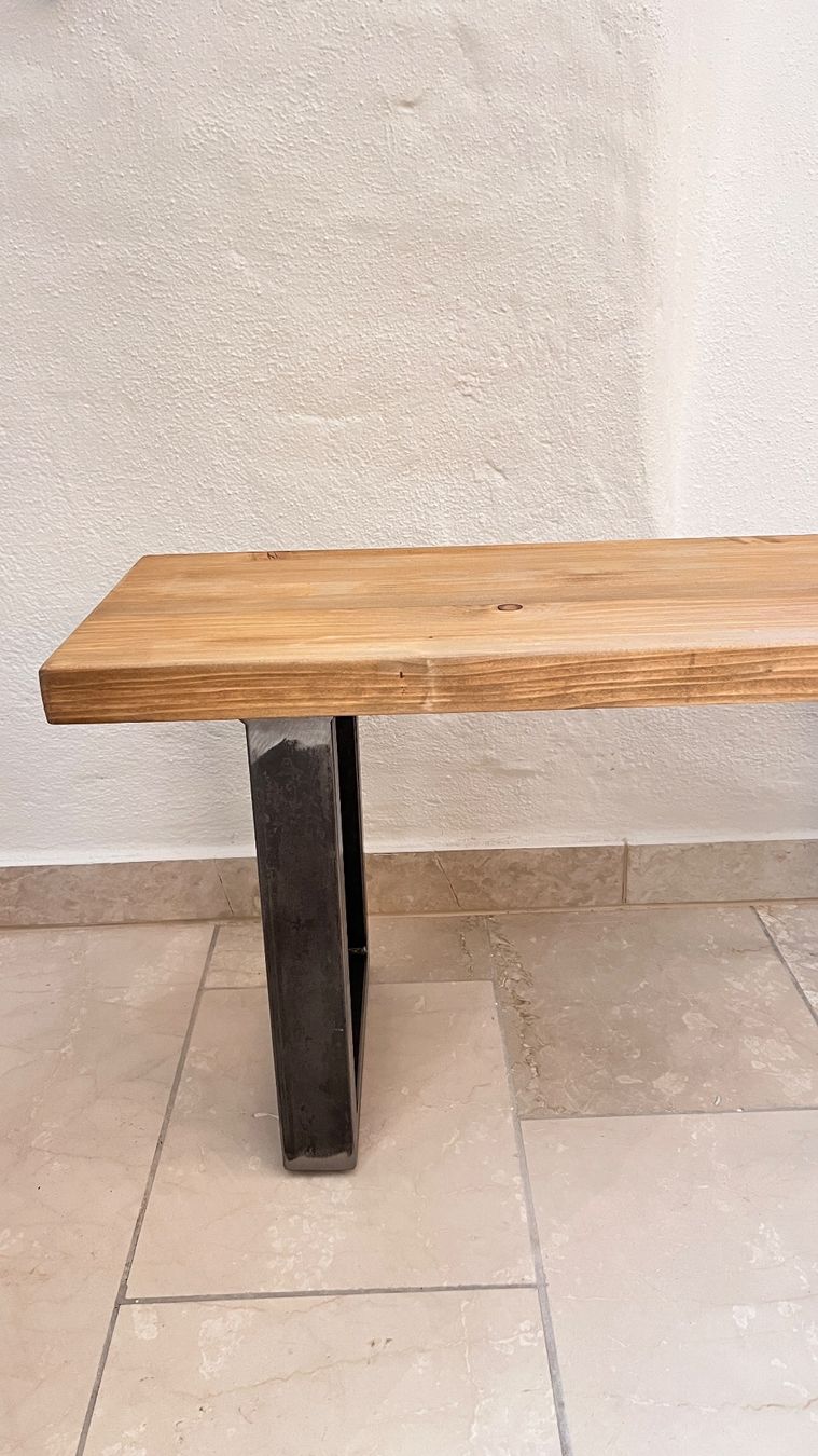 Bänke: Handgefertigte Holzbank mit Metallfüssen – Neu (gemäss Beschreibung) aus Richterswil von 0207lifestyle 2
