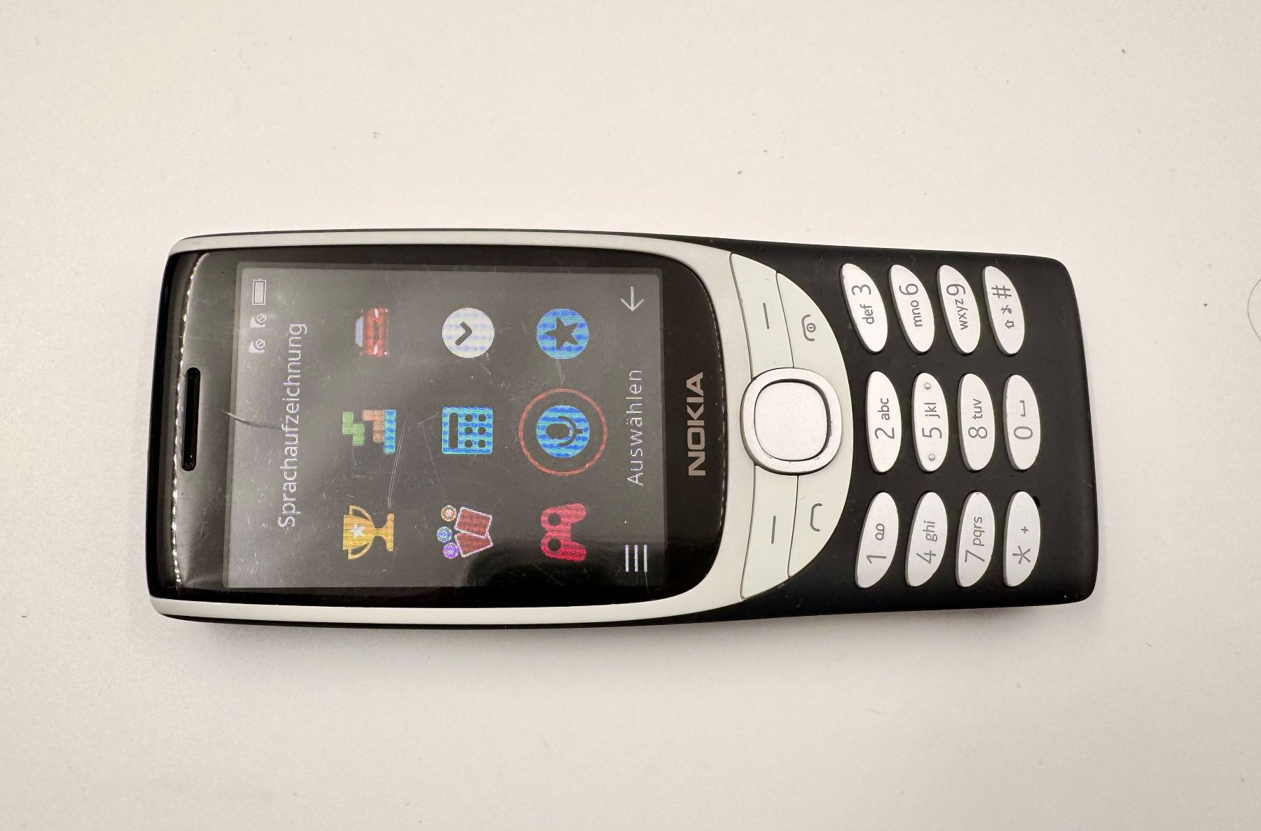 Nokia Handys / Smartphones: Nokia 8210 4G Dual SIM SIM Frei – Gebraucht aus Hermetschwil-Staffeln von Mobile2013 4