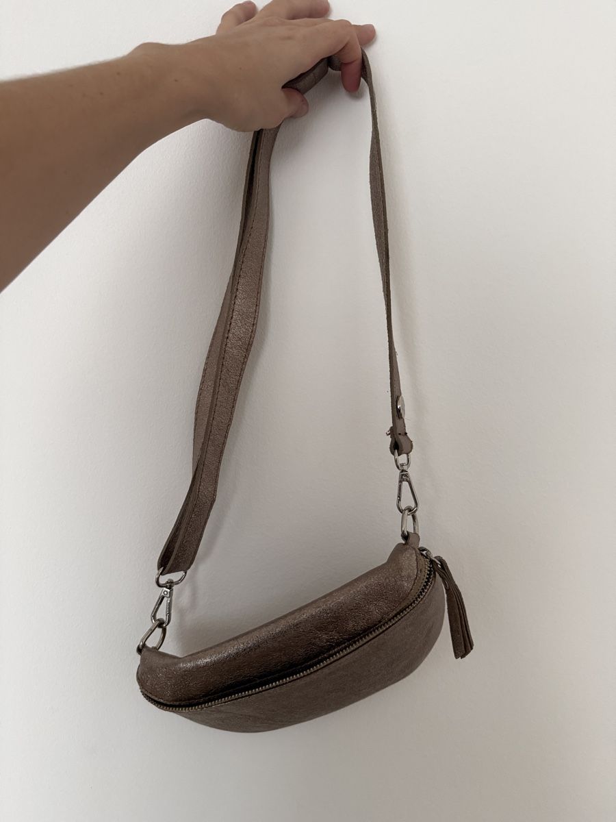 Borse da donna: Schicke Umhängetasche - Metallic Look – Usato da Zürich venduto da db1992 1