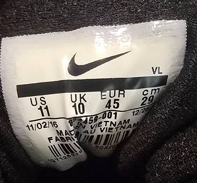 Nike Scarpe da uomo: Herrenschuhe Nike Grösse 45 – Nuovo (secondo la descrizione) da Schaffhausen venduto da F_180 2