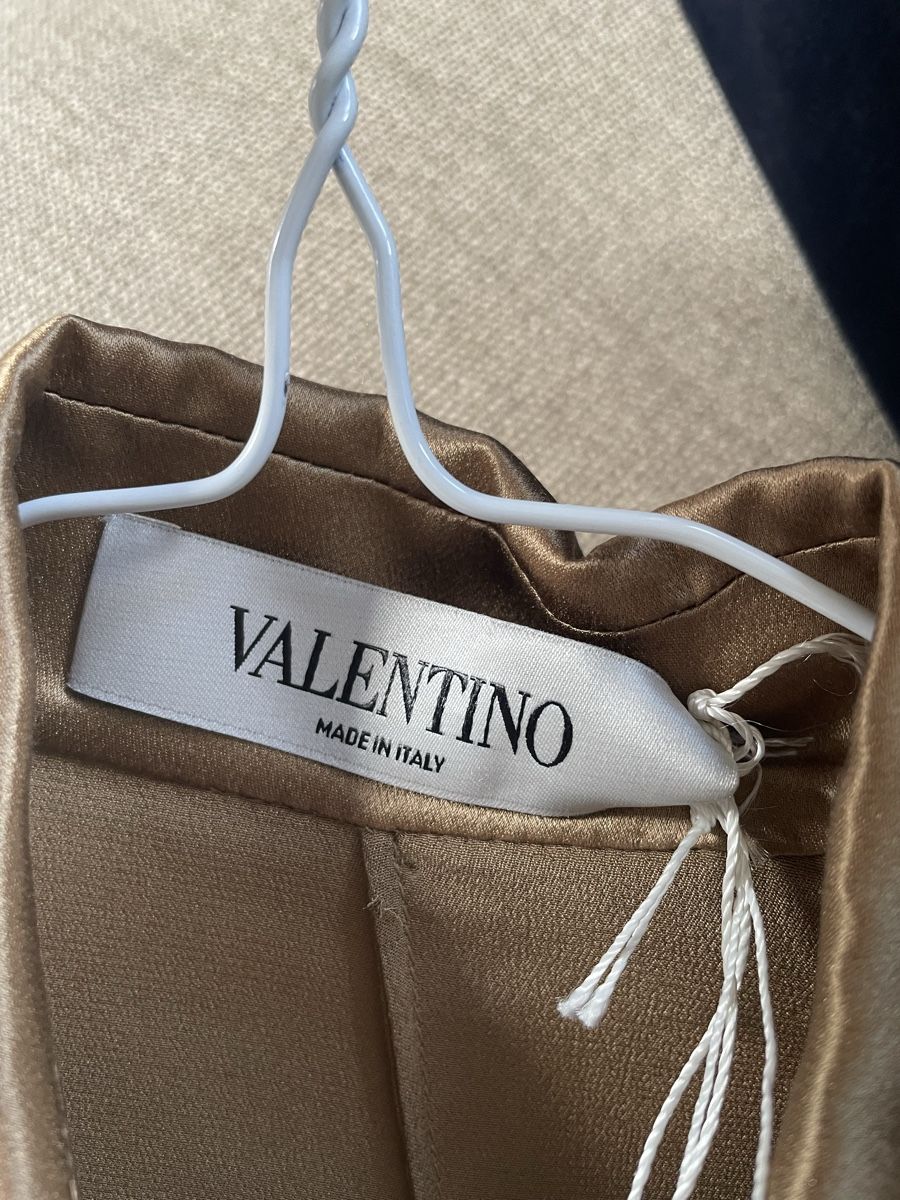 Valentino Camicette: Valentino Silk Blouse - Size 6 – Nuovo (secondo la descrizione) da Zürich venduto da LoveFashion76 8